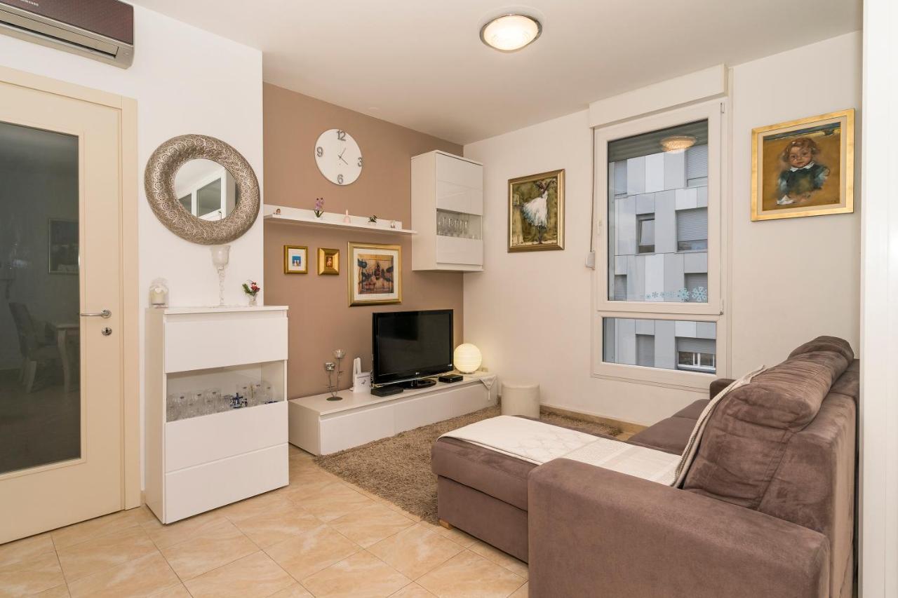 Luxury 1 Bedroom App Center&Balcony Free Parking Split Luaran gambar