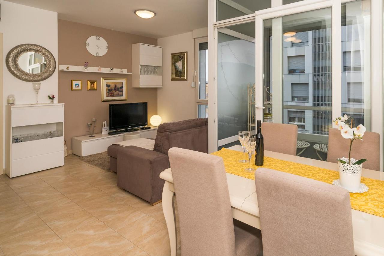 Luxury 1 Bedroom App Center&Balcony Free Parking Split Luaran gambar