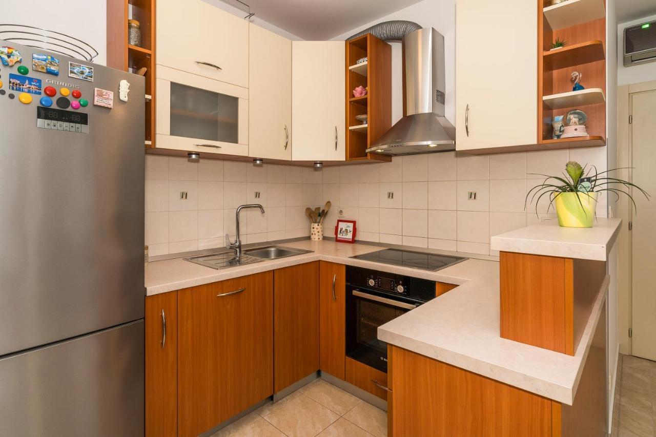 Luxury 1 Bedroom App Center&Balcony Free Parking Split Luaran gambar
